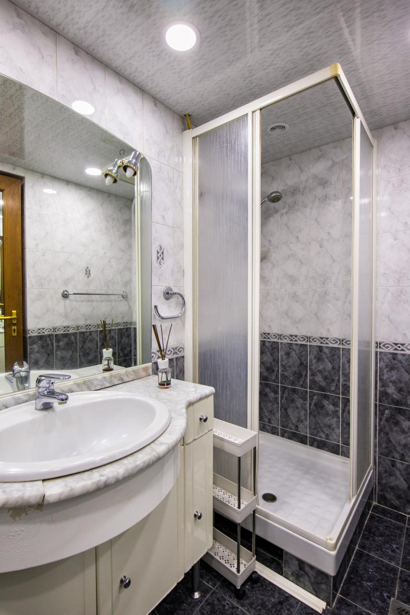 Sakharov Residence, Small Center エレバン エクステリア 写真